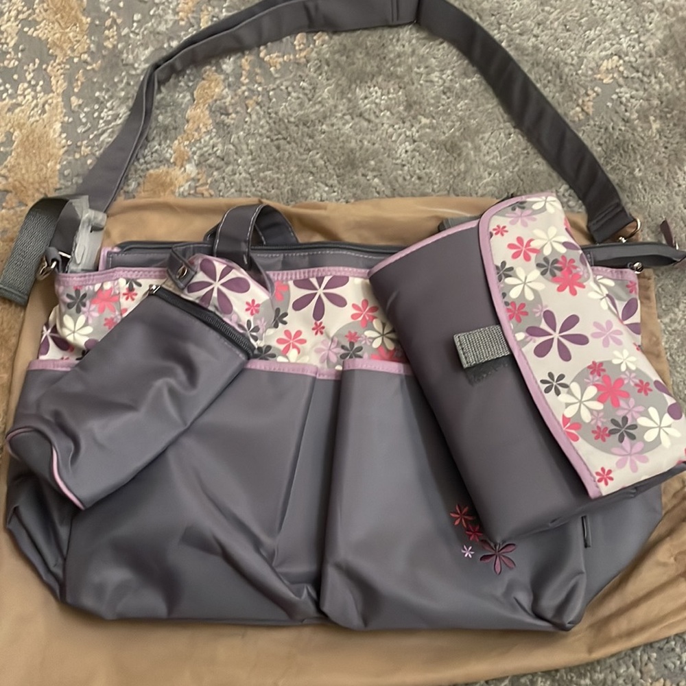 NWT Graco Baby Diaper Bag